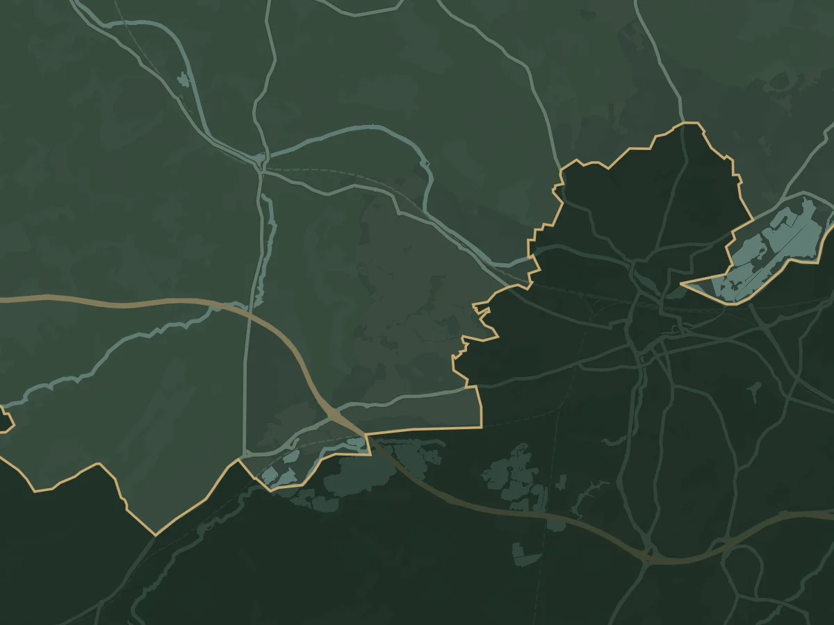 Map of Tilehurst and the villages around it, including Sulham, Theale, Englefield, Purley on Thames, Pangbourne and Caversham. Our base in Wallingford is about 10.5 miles to the north. The line marks the edge of the area we cover.